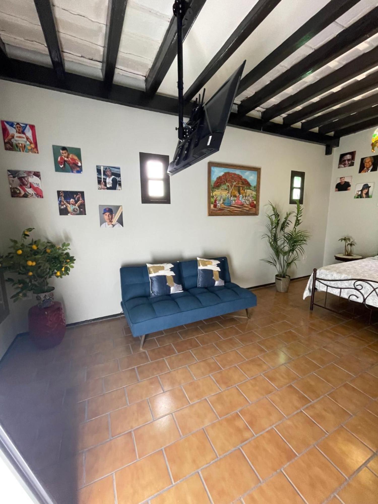 The Suites & Vintage Apartment At Casa Of Essence In Heart Of Old Сан Хуан Екстериор снимка