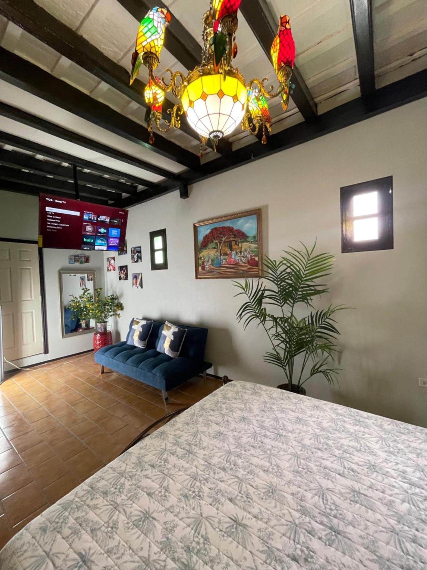 The Suites & Vintage Apartment At Casa Of Essence In Heart Of Old Сан Хуан Екстериор снимка