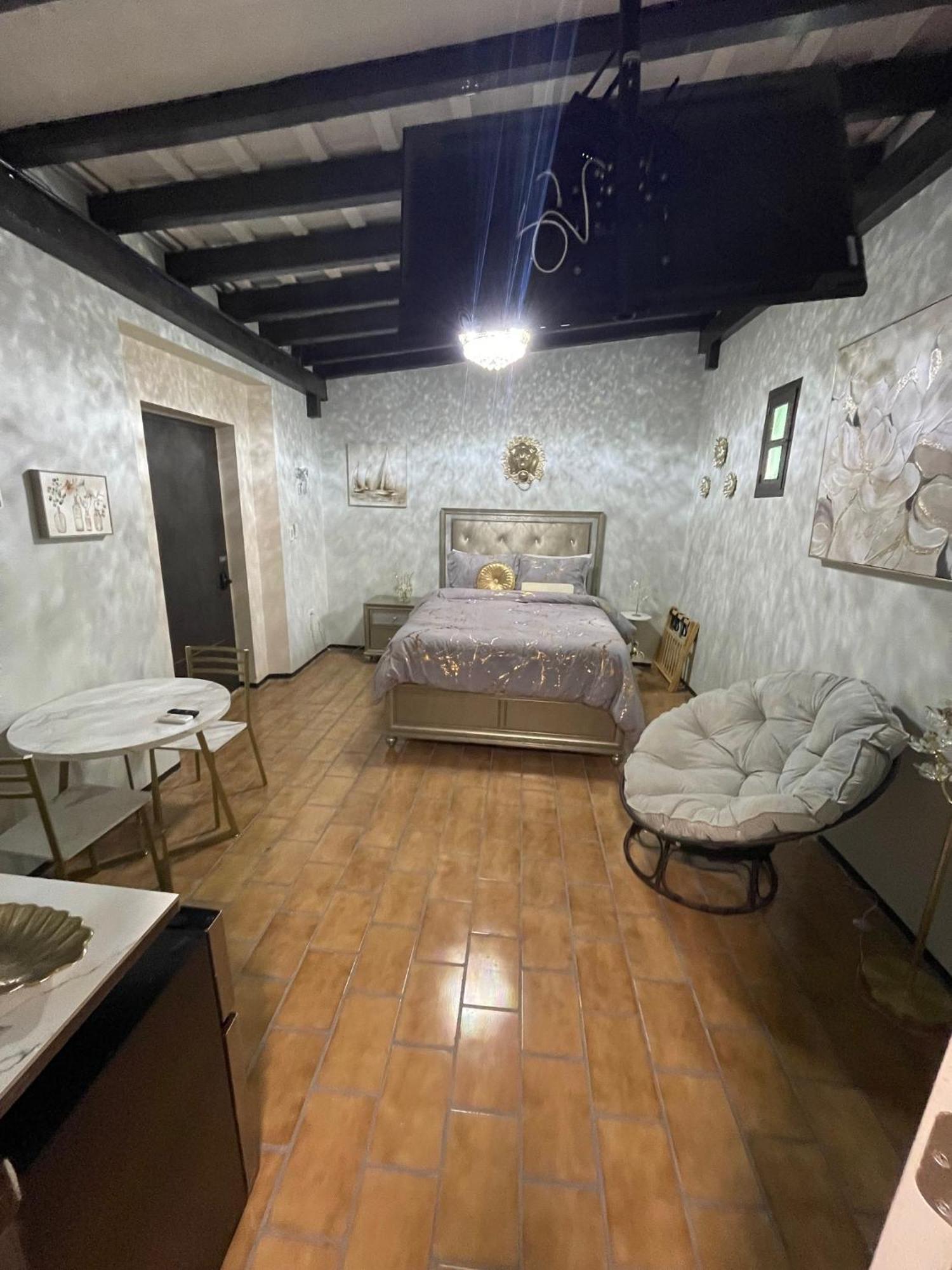 The Suites & Vintage Apartment At Casa Of Essence In Heart Of Old Сан Хуан Екстериор снимка